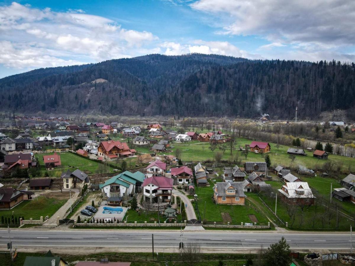 Садиба Янчар Номер Студiо З Басейном Mykulyčyn Exteriér fotografie