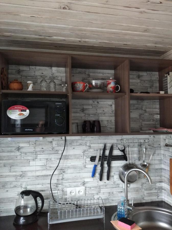 Садиба Янчар Номер Студiо З Басейном Mykulyčyn Exteriér fotografie
